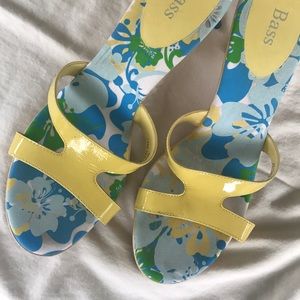 yellow sandal heels